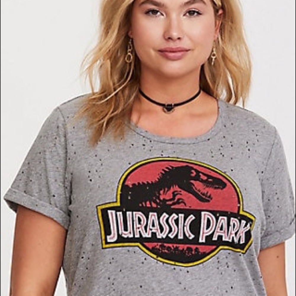 Torrid Grey Jurassic Park Scoop Tee size 5